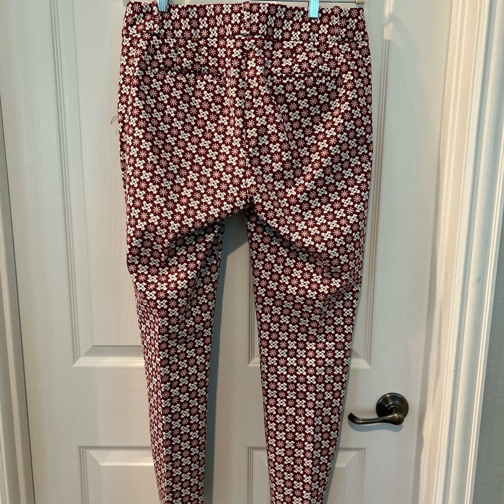 LOFT Red and White Patterned Ankle Pants - Picture 6 of 6